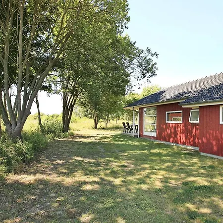 Scandinavian Coastal Escape With Sauna *